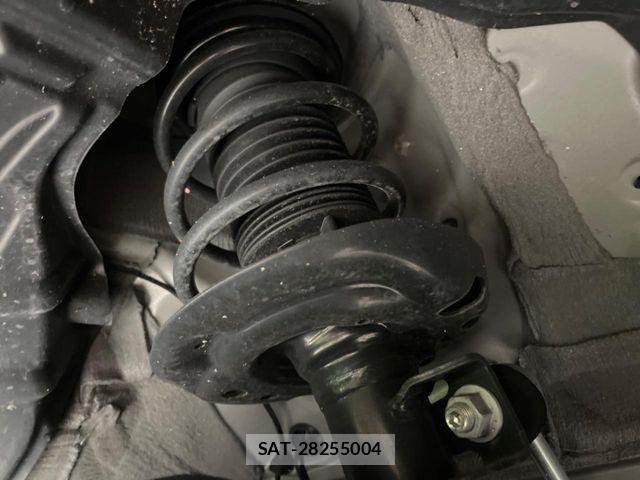 Toyota YARIS 2023-06 8629987-19