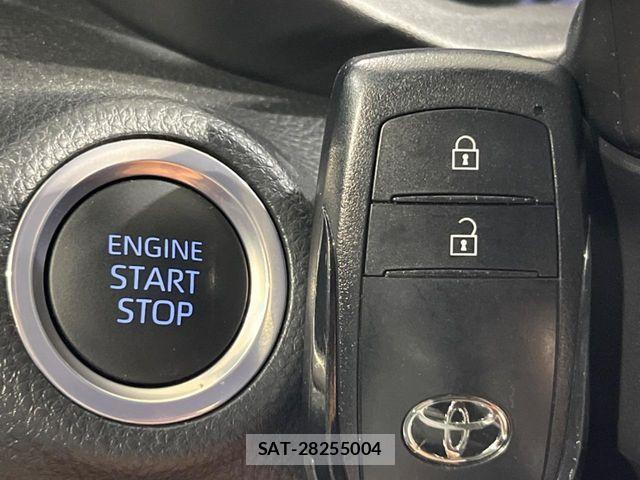 Toyota YARIS 2023-06 8629987-5
