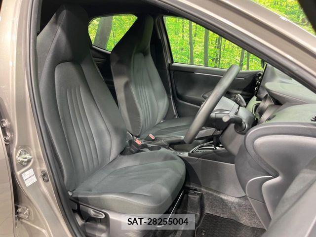 Toyota YARIS 2023-06 8629987-7
