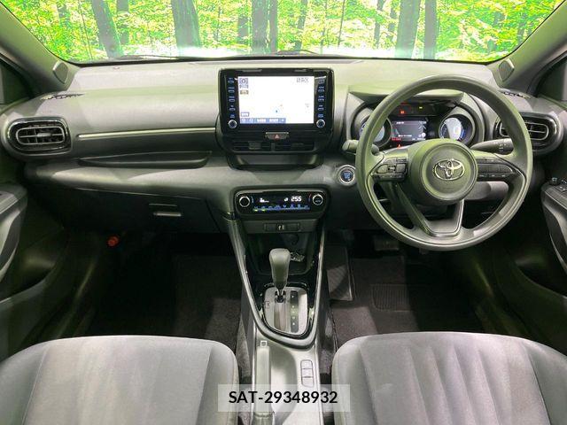 Toyota YARIS 2021-12 8630001-1