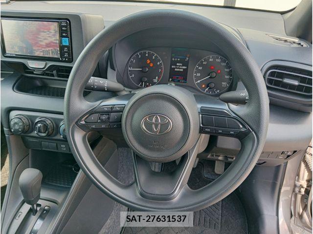 Toyota YARIS 2025-11 8629990-11