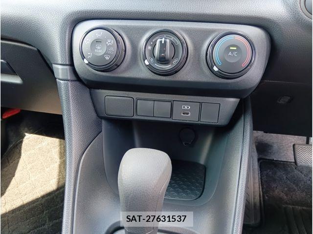 Toyota YARIS 2025-11 8629990-13