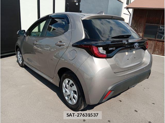 Toyota YARIS 2025-11 8629990-6