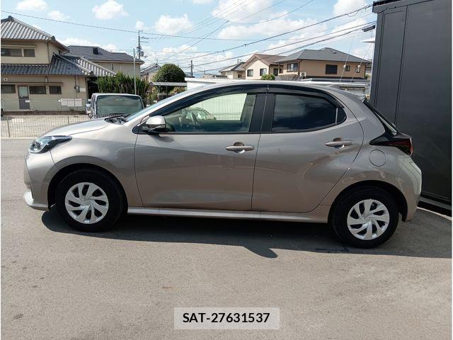Toyota YARIS 2025-11 8629990-7