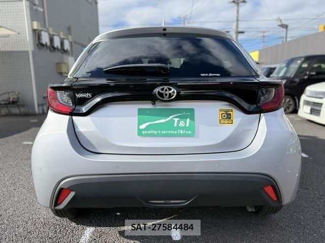 Toyota YARIS 2024-08 8629999-14