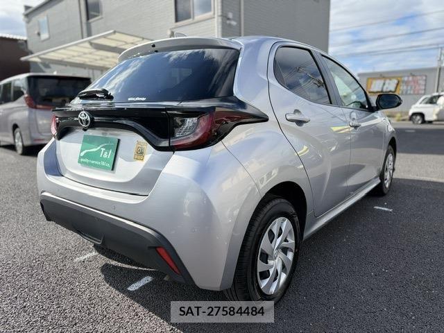 Toyota YARIS 2024-08 8629999-1