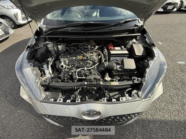 Toyota YARIS 2024-08 8629999-25