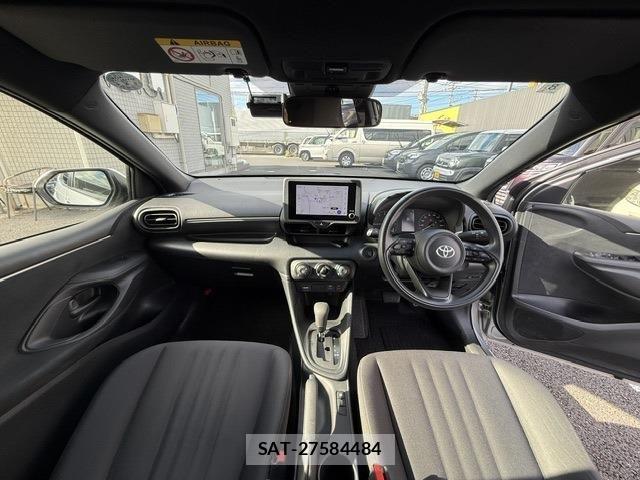 Toyota YARIS 2024-08 8629999-2