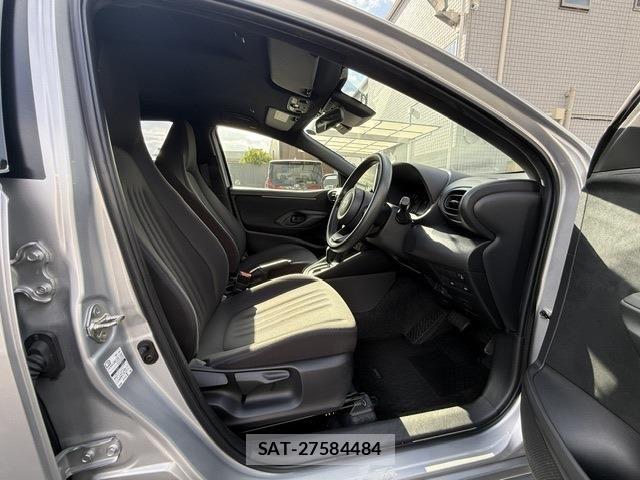 Toyota YARIS 2024-08 8629999-7