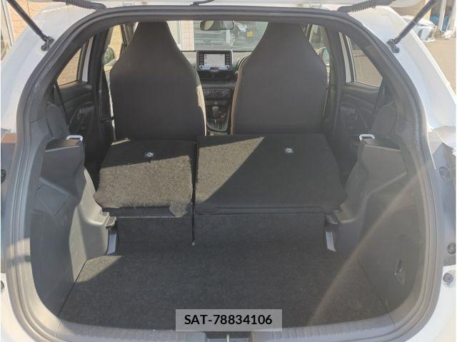 Toyota YARIS 2021-08 8662638-9