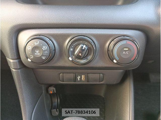 Toyota YARIS 2021-08 8662638-16