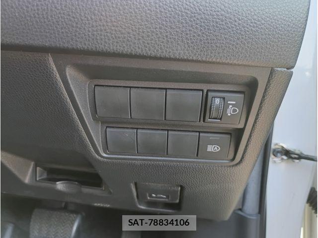 Toyota YARIS 2021-08 8662638-18