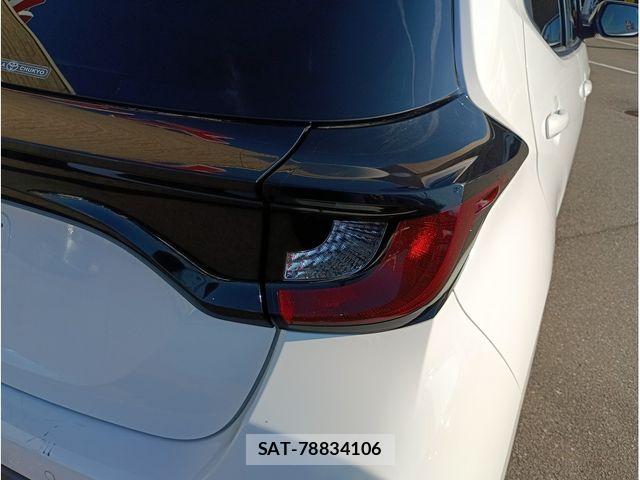 Toyota YARIS 2021-08 8662638-22