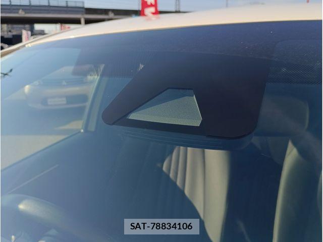 Toyota YARIS 2021-08 8662638-23