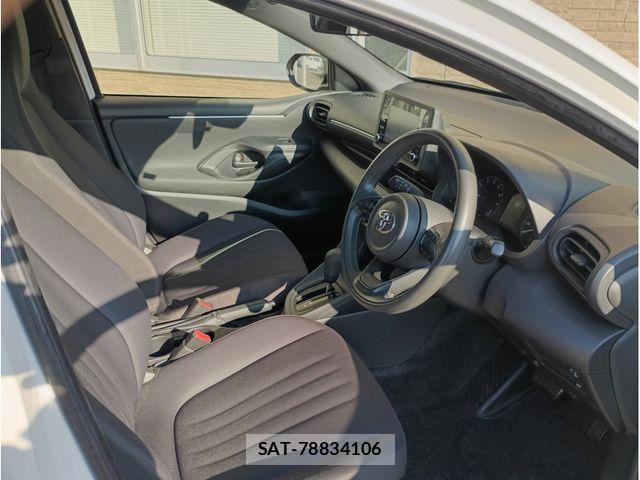 Toyota YARIS 2021-08 8662638-6