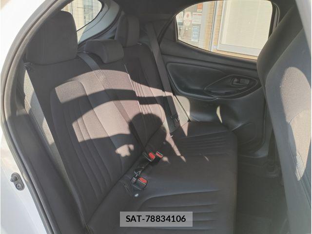 Toyota YARIS 2021-08 8662638-7