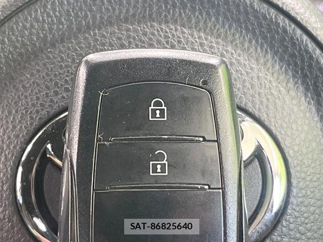 Toyota YARIS 2023-03 8667213-6