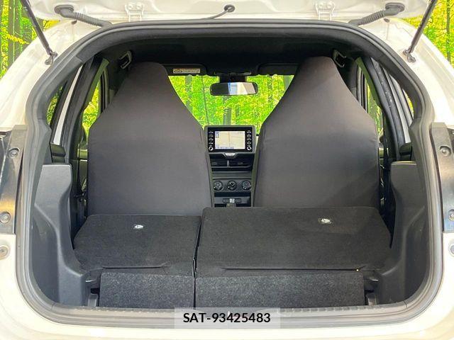 Toyota YARIS 2021-07 8662637-9