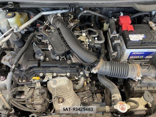 Toyota YARIS 2021-07 8662637-17