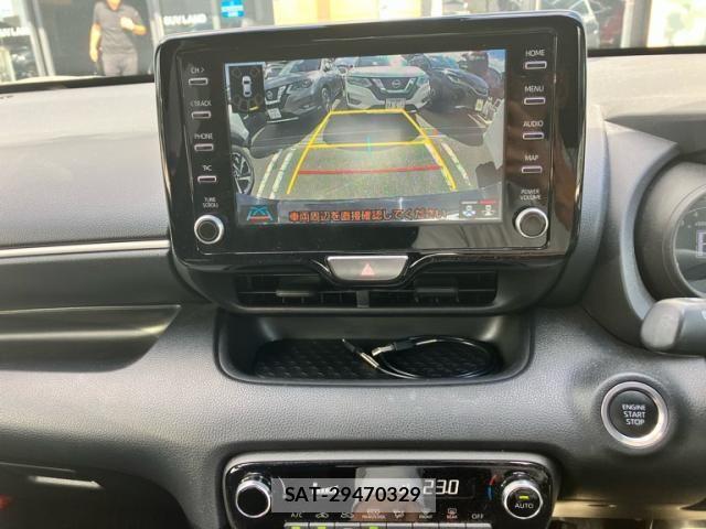 Toyota YARIS 2020-10 8662635-11
