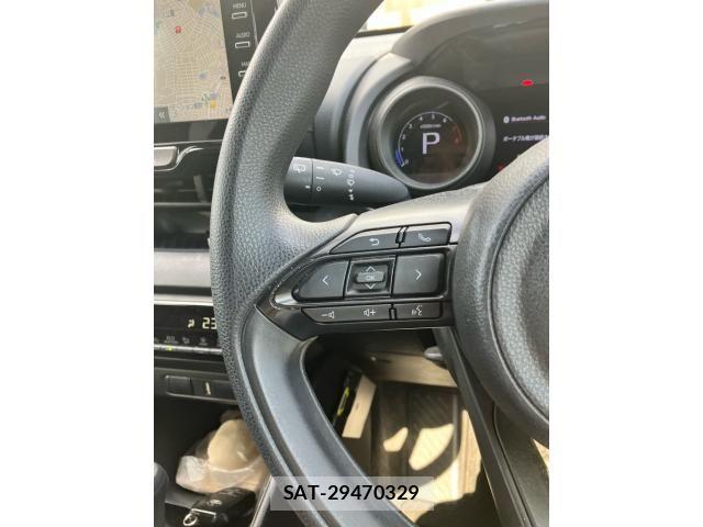 Toyota YARIS 2020-10 8662635-12