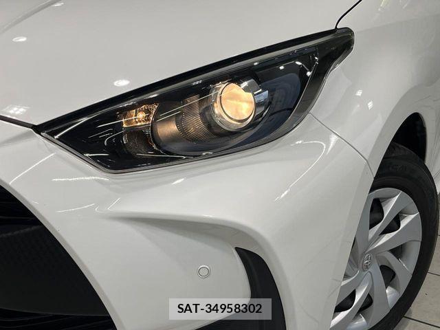 Toyota YARIS 2023-03 8687002-11