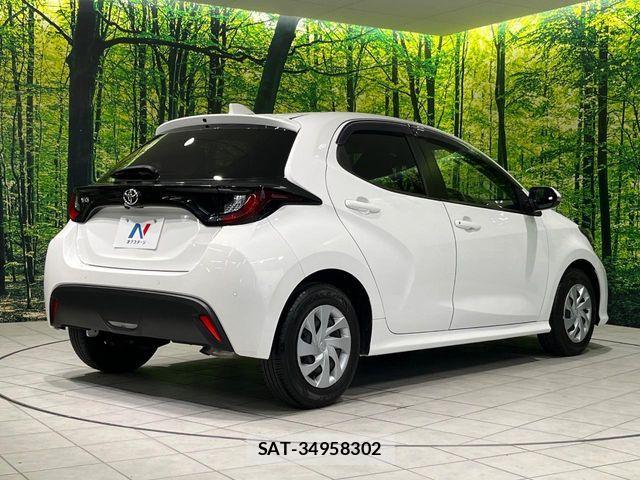 Toyota YARIS 2023-03 8687002-16