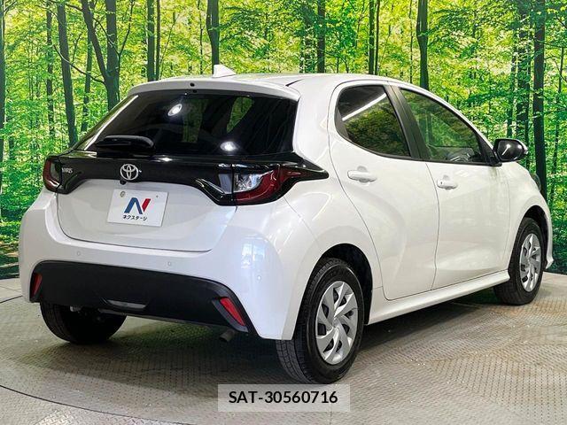 Toyota YARIS 2024-05 8687005-17