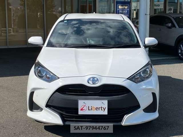 Toyota YARIS 2021-07 8687006-12