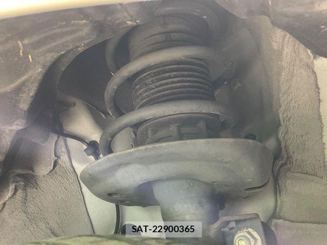 Toyota YARIS 2021-05 8687003-19