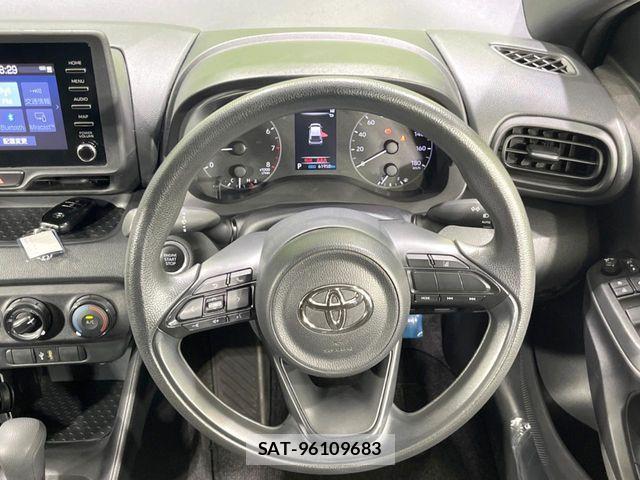 Toyota YARIS 2021-08 8687007-10