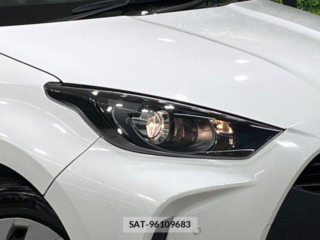 Toyota YARIS 2021-08 8687007-11