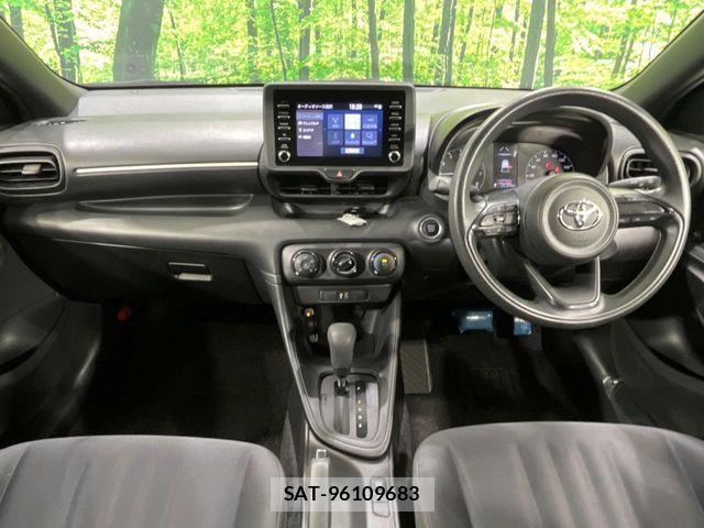 Toyota YARIS 2021-08 8687007-1
