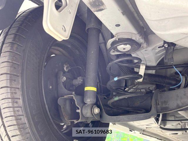 Toyota YARIS 2021-08 8687007-19