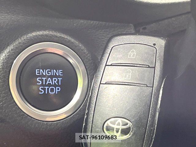 Toyota YARIS 2021-08 8687007-6