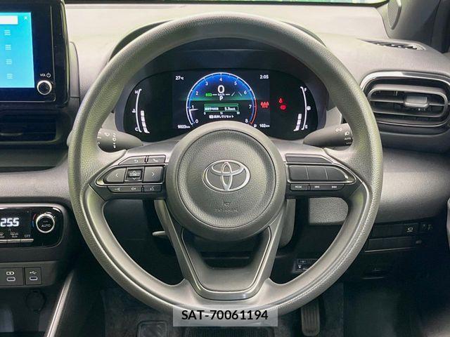 Toyota YARIS 2024-05 8747081-10