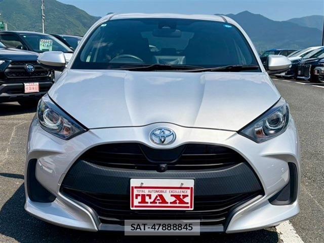 Toyota YARIS 2022-03 8747086-24
