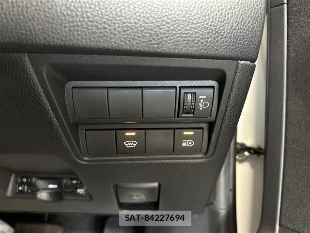 Toyota YARIS 2024-08 8747087-21