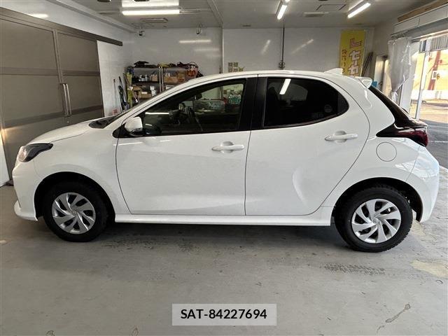 Toyota YARIS 2024-08 8747087-7