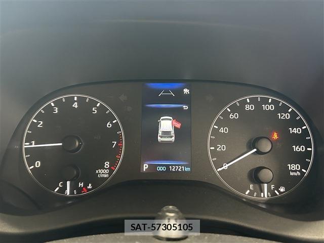 Toyota YARIS 2024-12 8747082-17