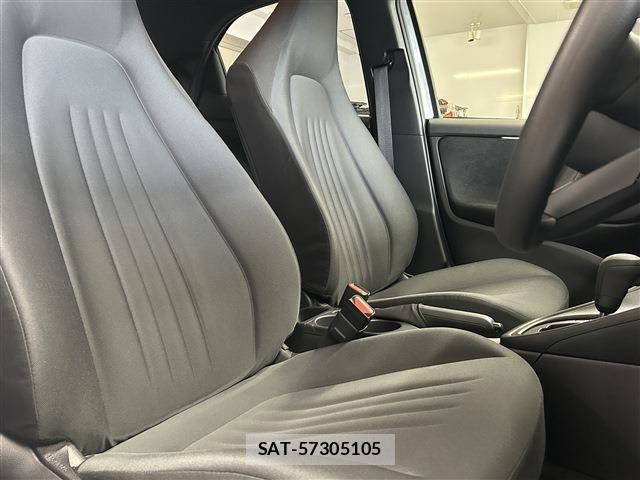 Toyota YARIS 2024-12 8747082-23
