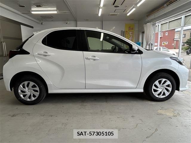 Toyota YARIS 2024-12 8747082-3