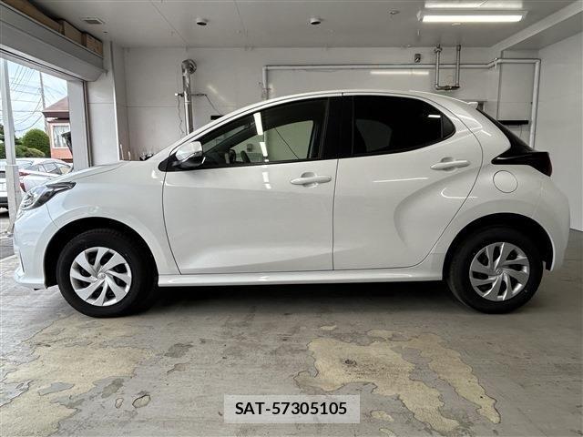 Toyota YARIS 2024-12 8747082-7