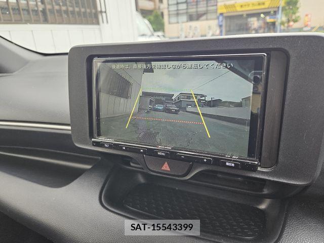 Toyota YARIS 2021-03 8747088-22