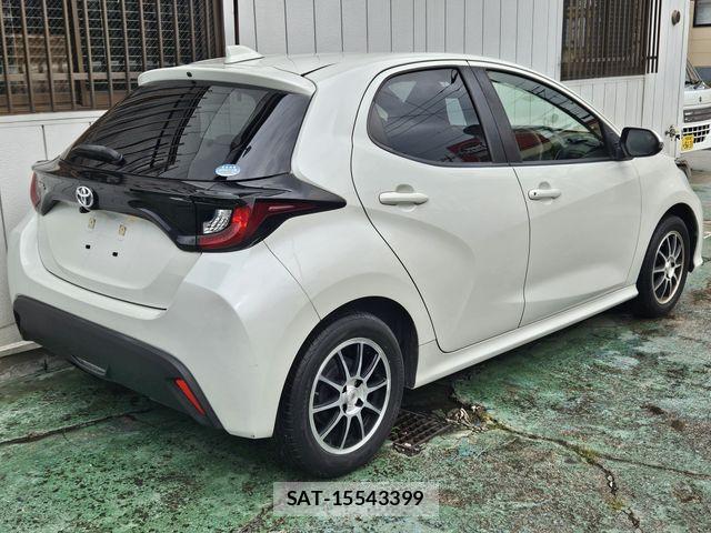 Toyota YARIS 2021-03 8747088-2