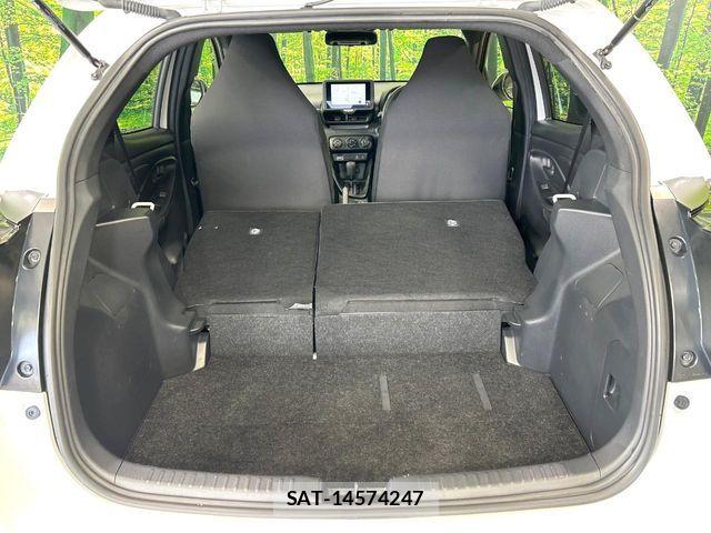 Toyota YARIS 2024-07 8747083-9