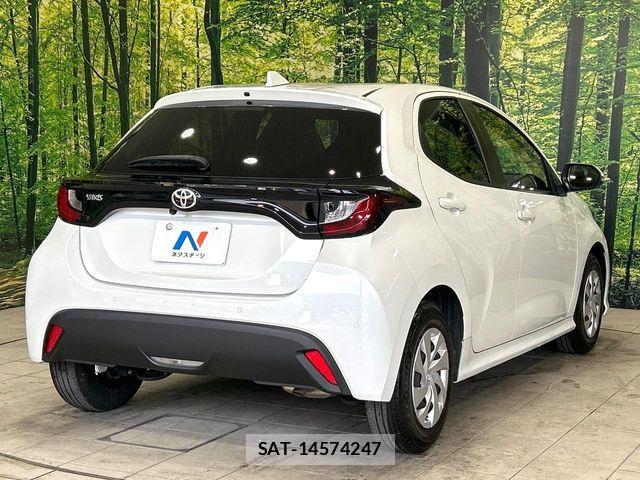 Toyota YARIS 2024-07 8747083-16
