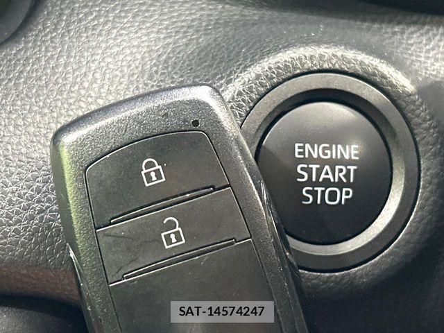 Toyota YARIS 2024-07 8747083-5