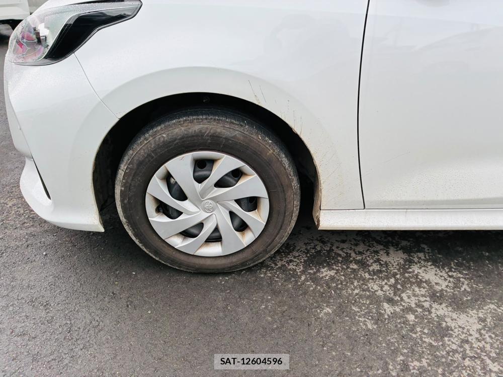 Toyota YARIS 2025-08 8684899-28