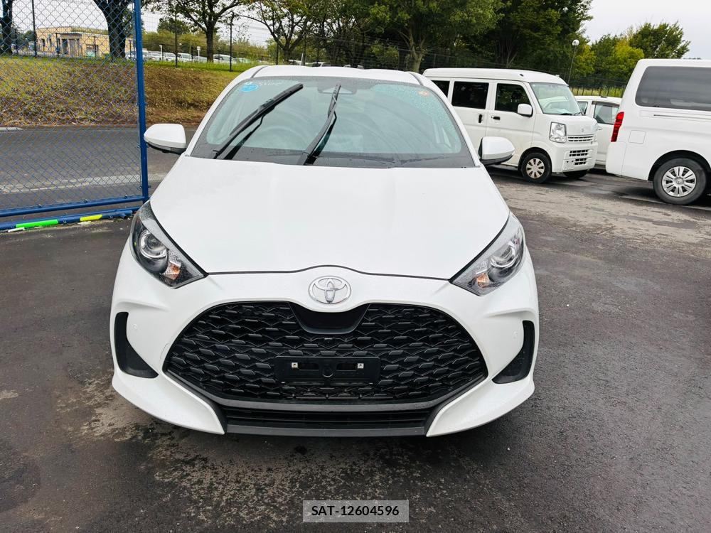 Toyota YARIS 2025-08 8684899-7